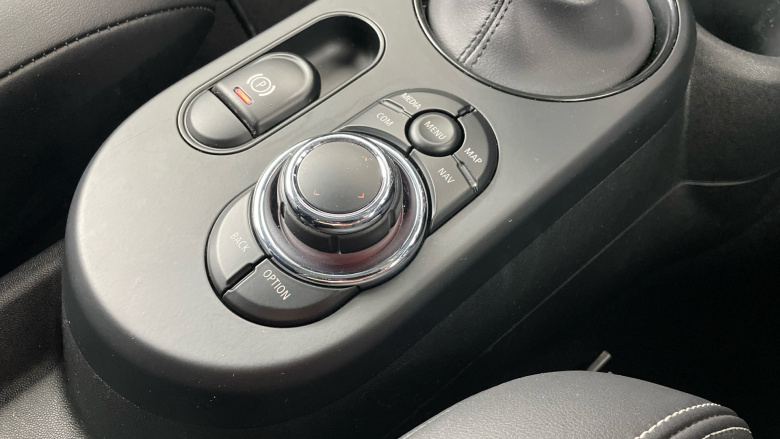 MINI Hatchback 135kW Cooper S Level 2 33kWh 3dr Auto Electric Hatchback